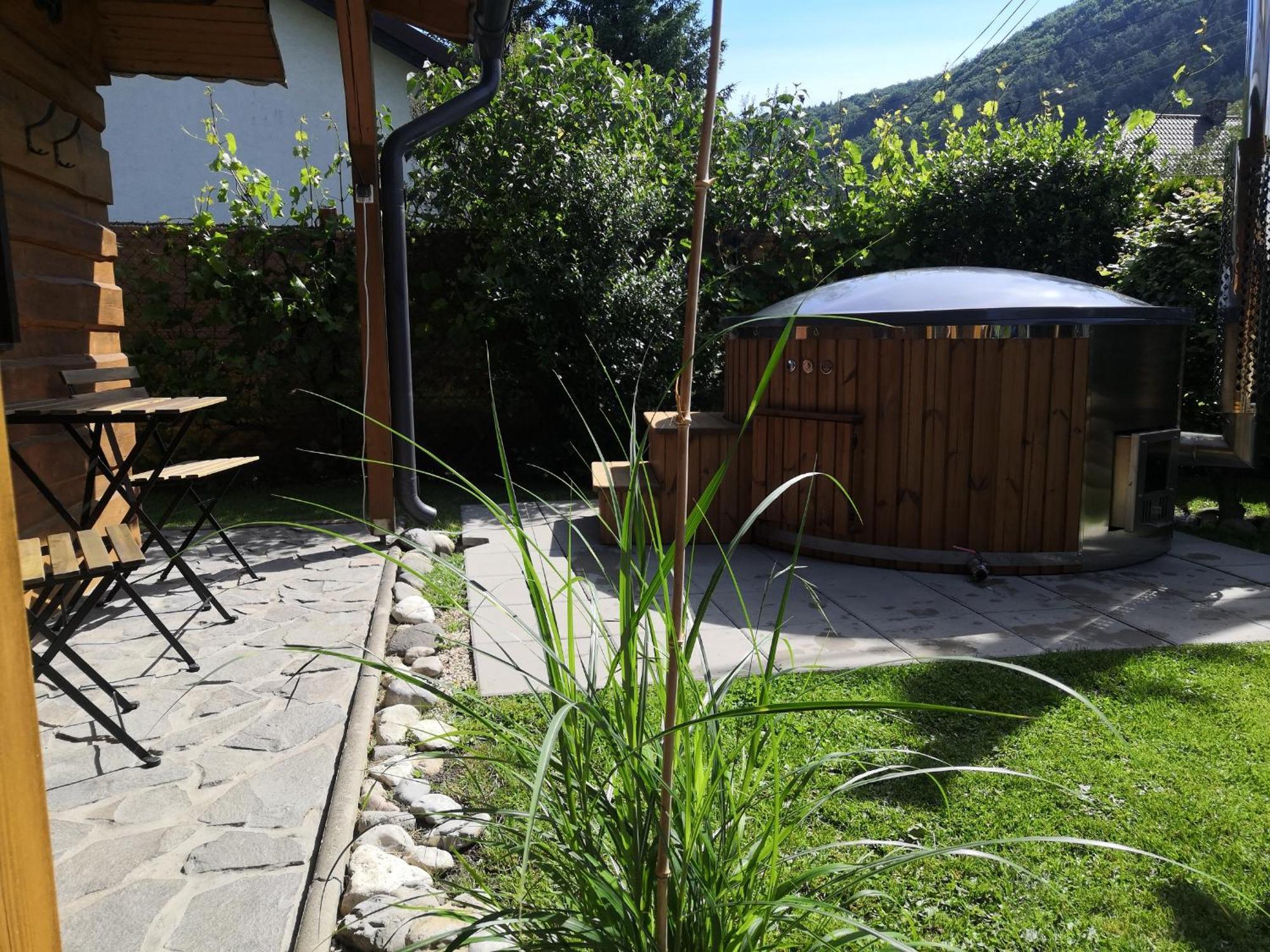 Hostal Drevenica Pod Tlstou Blatnica Exterior foto