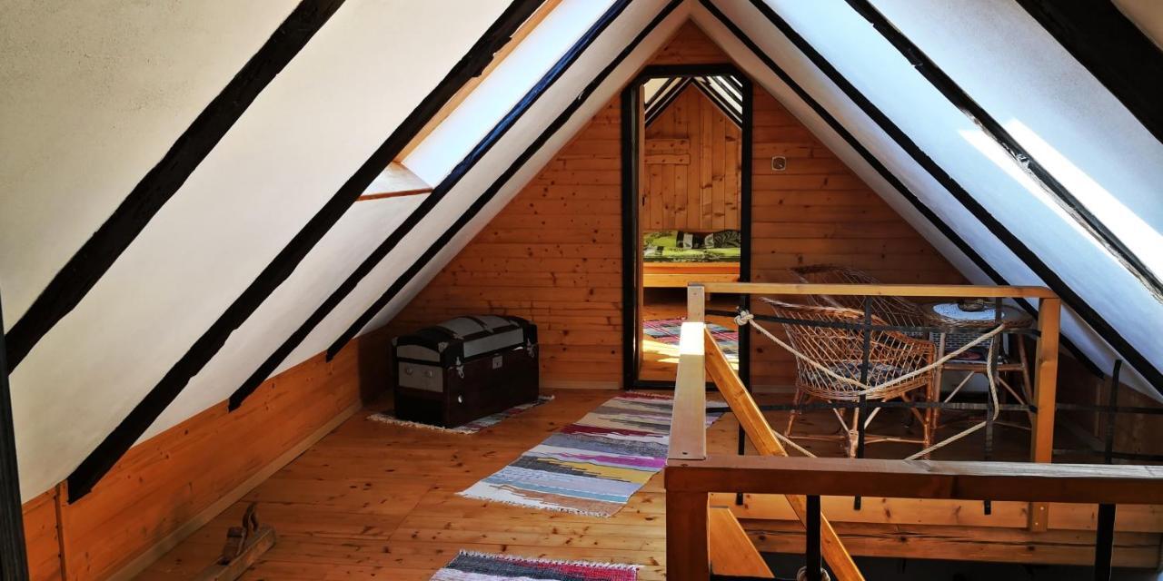 Hostal Drevenica Pod Tlstou Blatnica Exterior foto